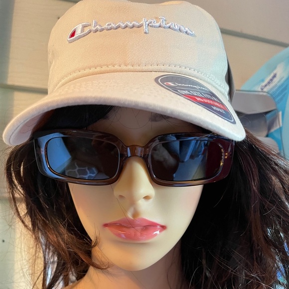 CHAMPION Running Cap In Cream Unisex - Picture 5 of 12